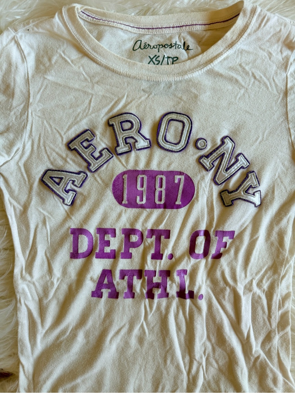Aeropostale Cream Short Sleeve Tee with Purple Logo Print - Picture 2 of 4